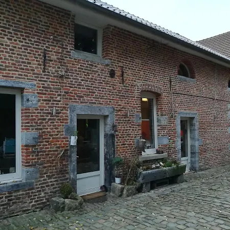 Bed & Breakfast A Part Crespin (Nord)